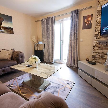 Five Star Rated Condo Манчестер Экстерьер фото